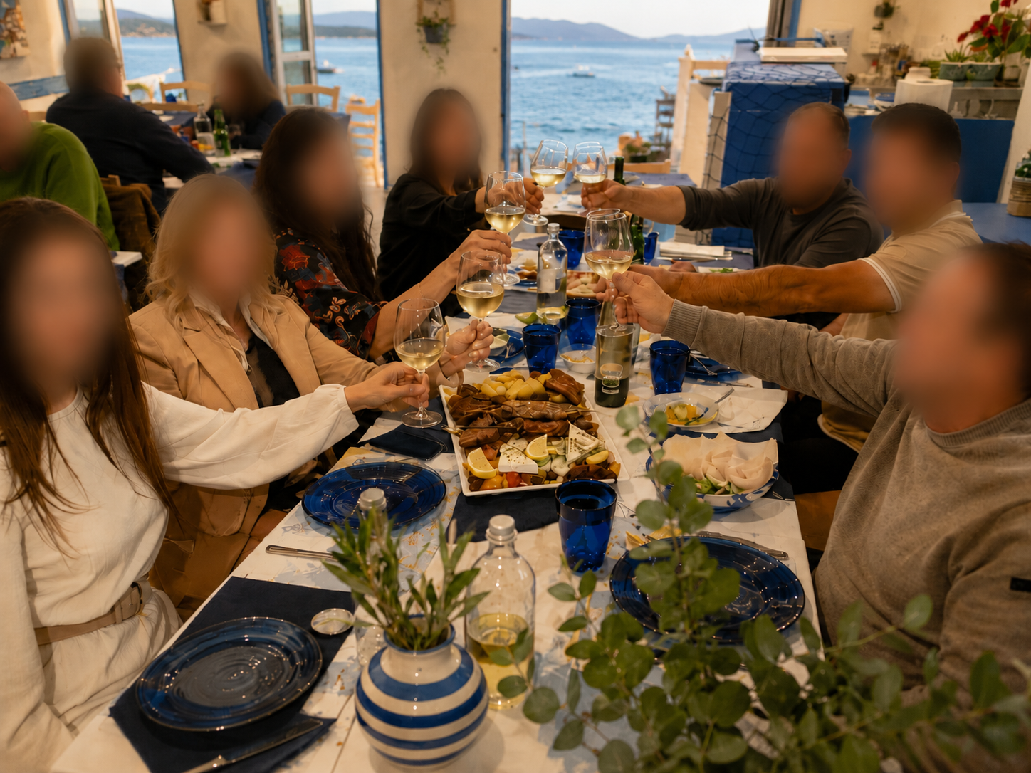 Atmosfera accogliente di Kalos Greek